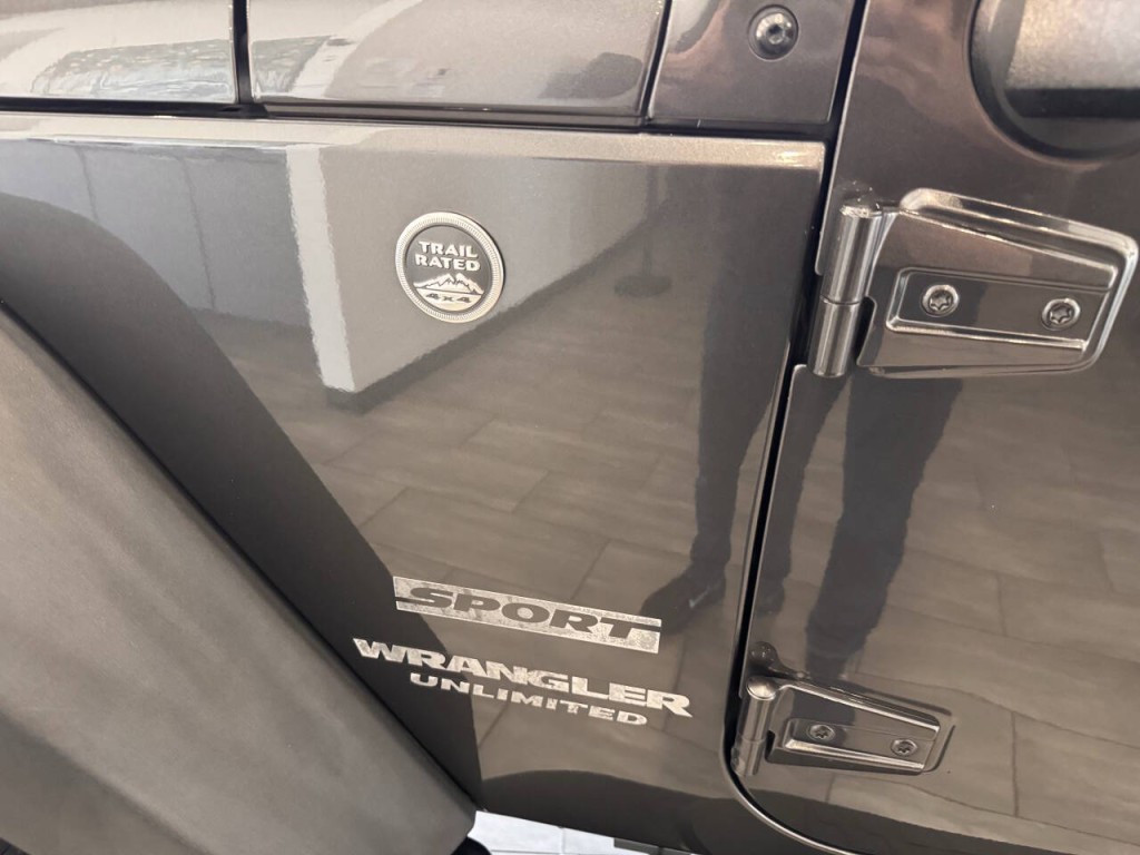2017 Jeep Wrangler Unlimited Image 13