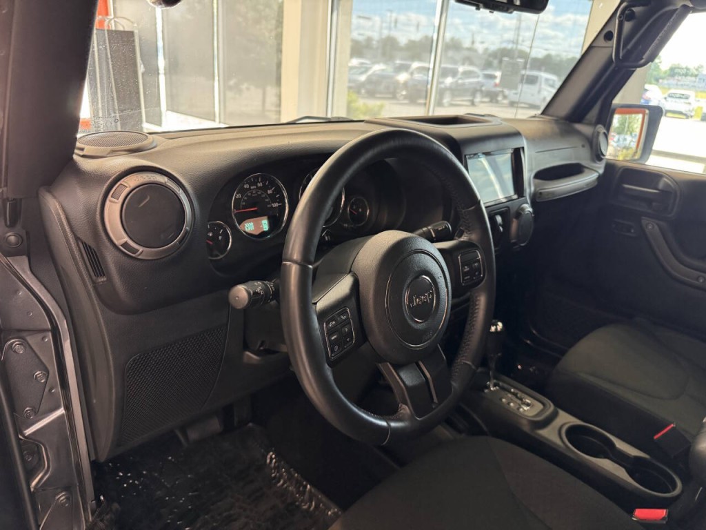 2017 Jeep Wrangler Unlimited Image 40