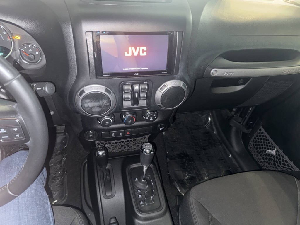 2017 Jeep Wrangler Unlimited Image 43