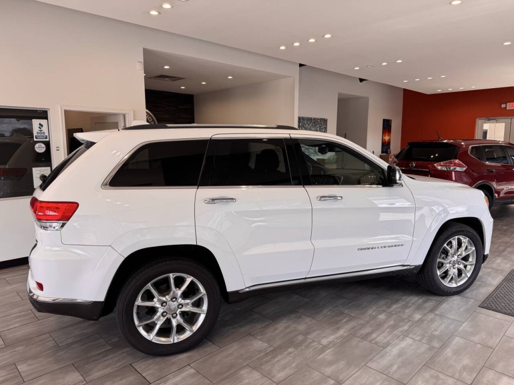 2015 Jeep Grand Cherokee Image 11
