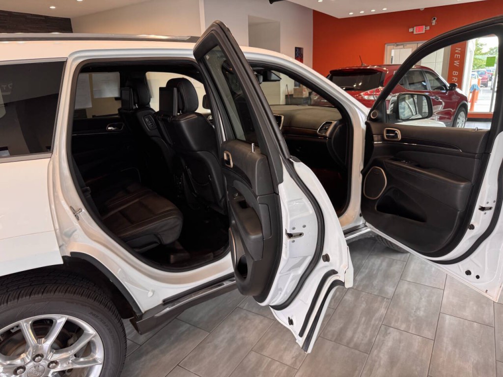 2015 Jeep Grand Cherokee Image 19