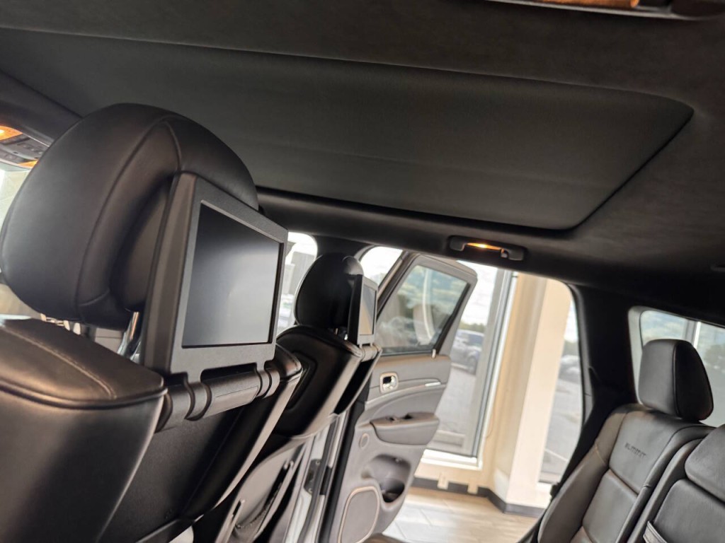 2015 Jeep Grand Cherokee Image 38