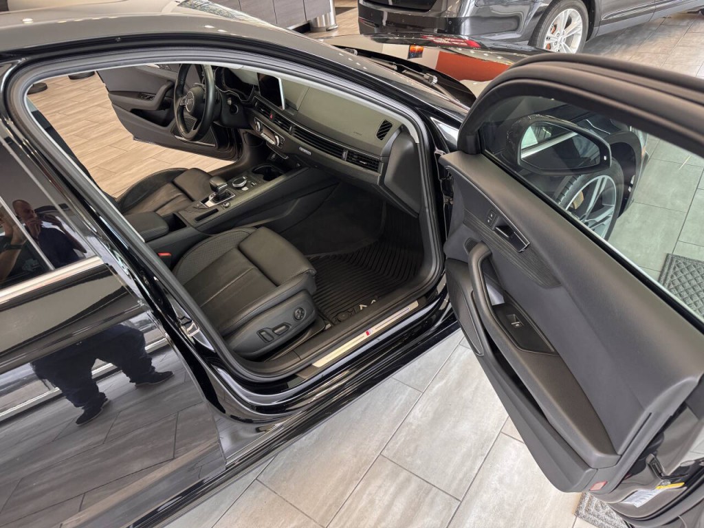 2017 Audi A4 Image 18