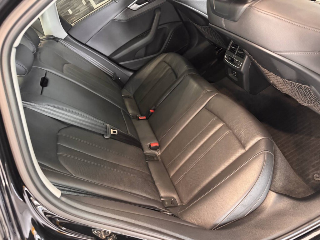 2017 Audi A4 Image 20