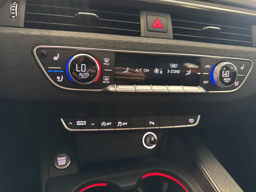 2017 Audi A4 Image 26