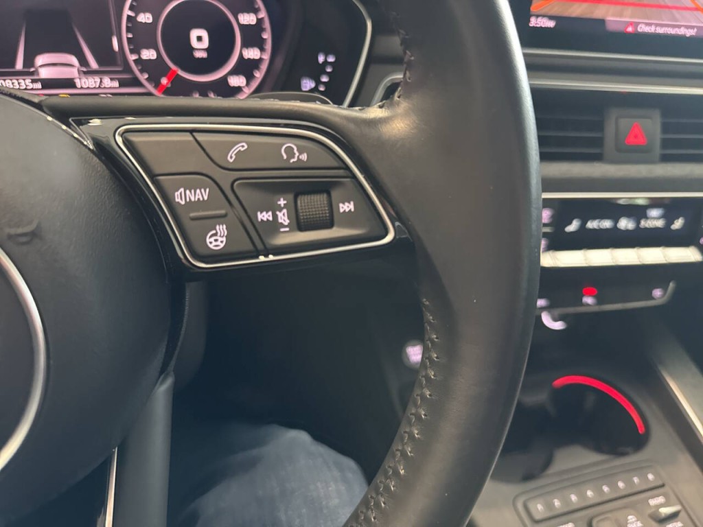 2017 Audi A4 Image 28