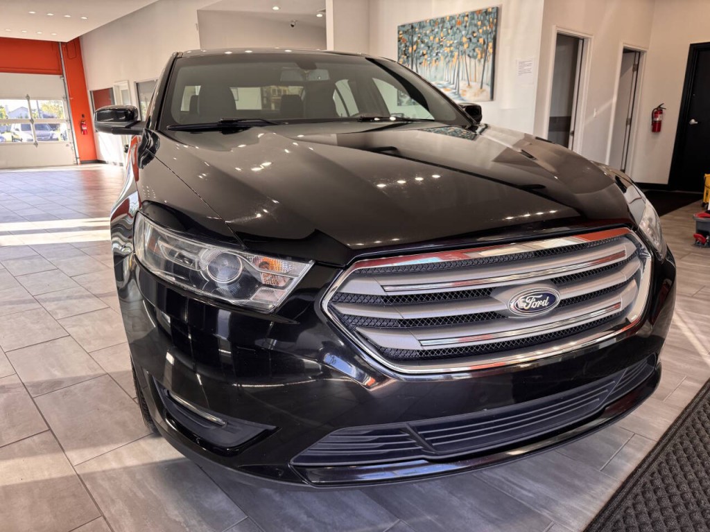 2014 Ford Taurus Image 4