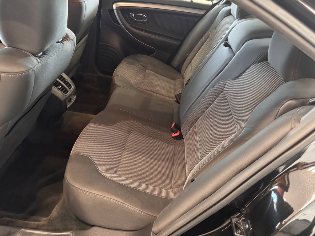 2014 Ford Taurus Image 13