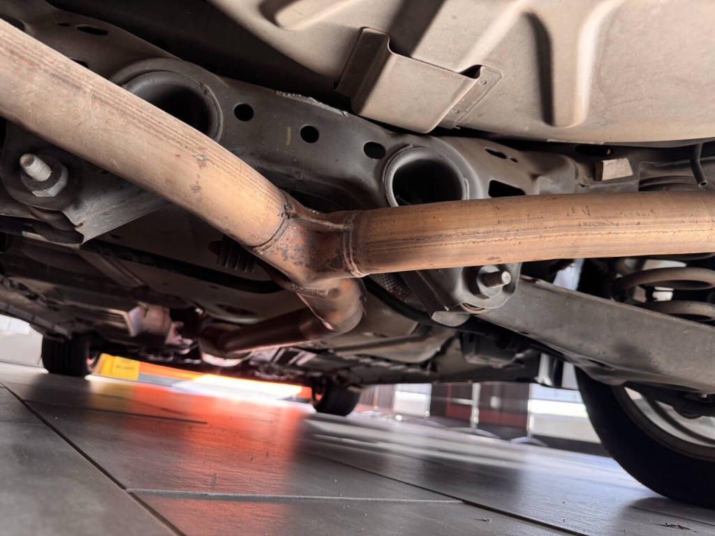 2014 Ford Taurus Image 24