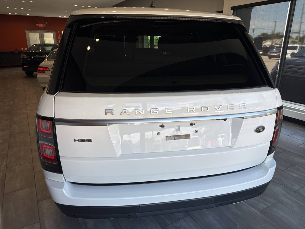 2018 Land Rover Range Rover Image 8