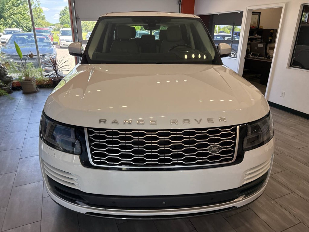 2018 Land Rover Range Rover Image 13