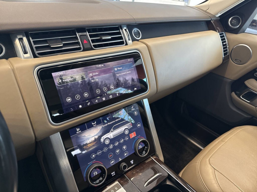 2018 Land Rover Range Rover Image 24