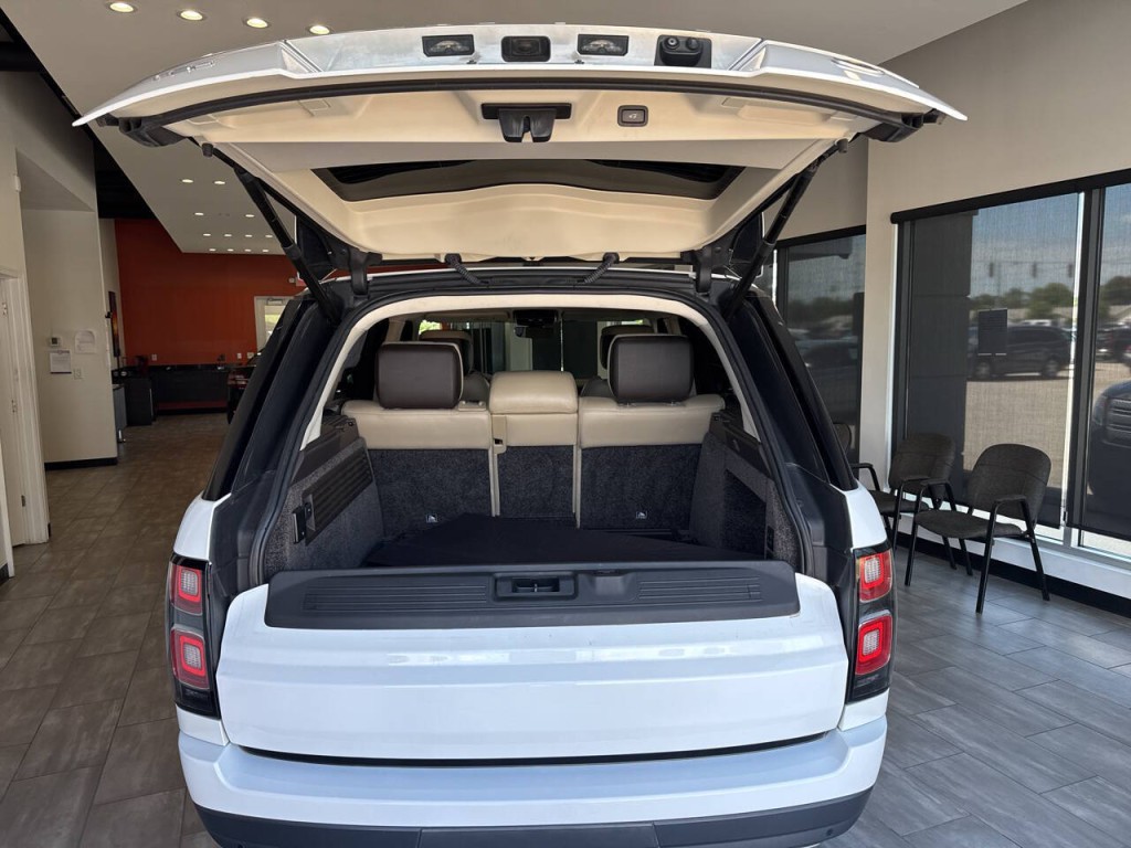 2018 Land Rover Range Rover Image 41