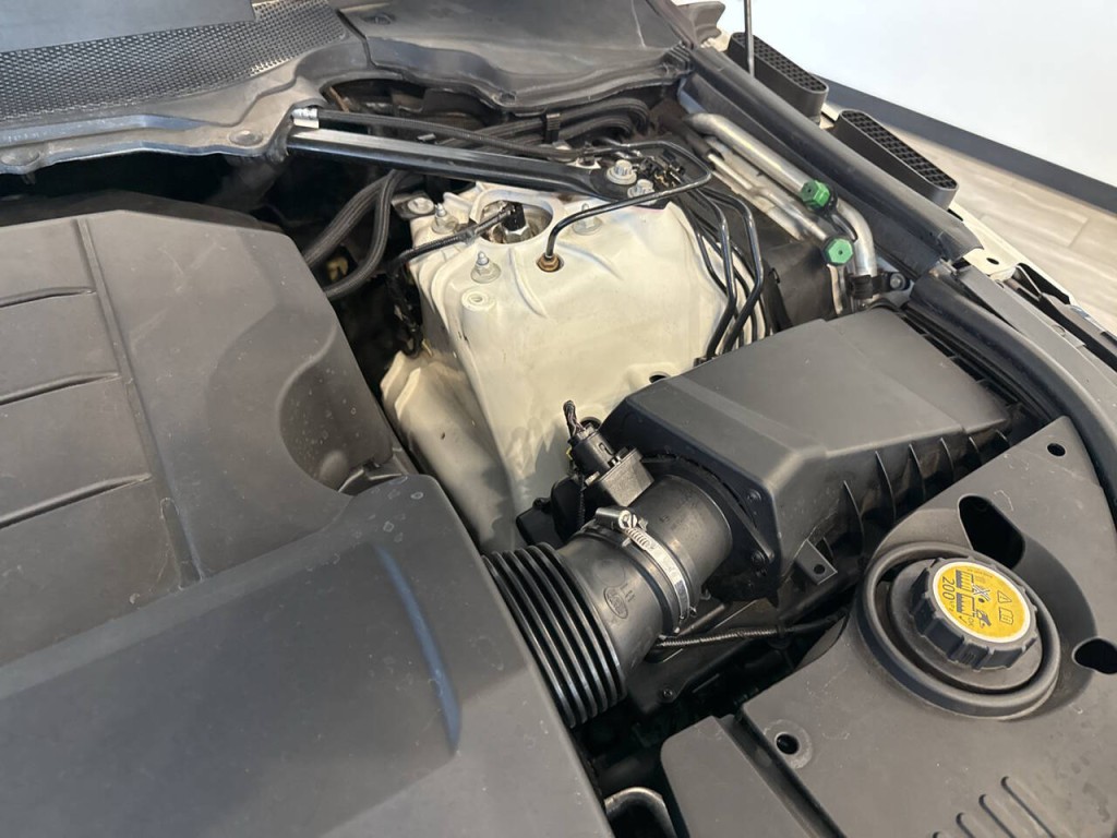 2018 Land Rover Range Rover Image 61