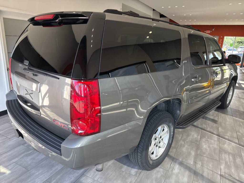 2007 GMC Yukon Image 7