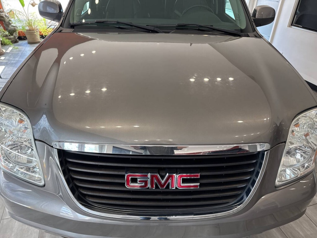 2007 GMC Yukon Image 10