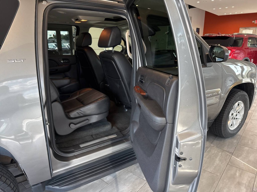 2007 GMC Yukon Image 37