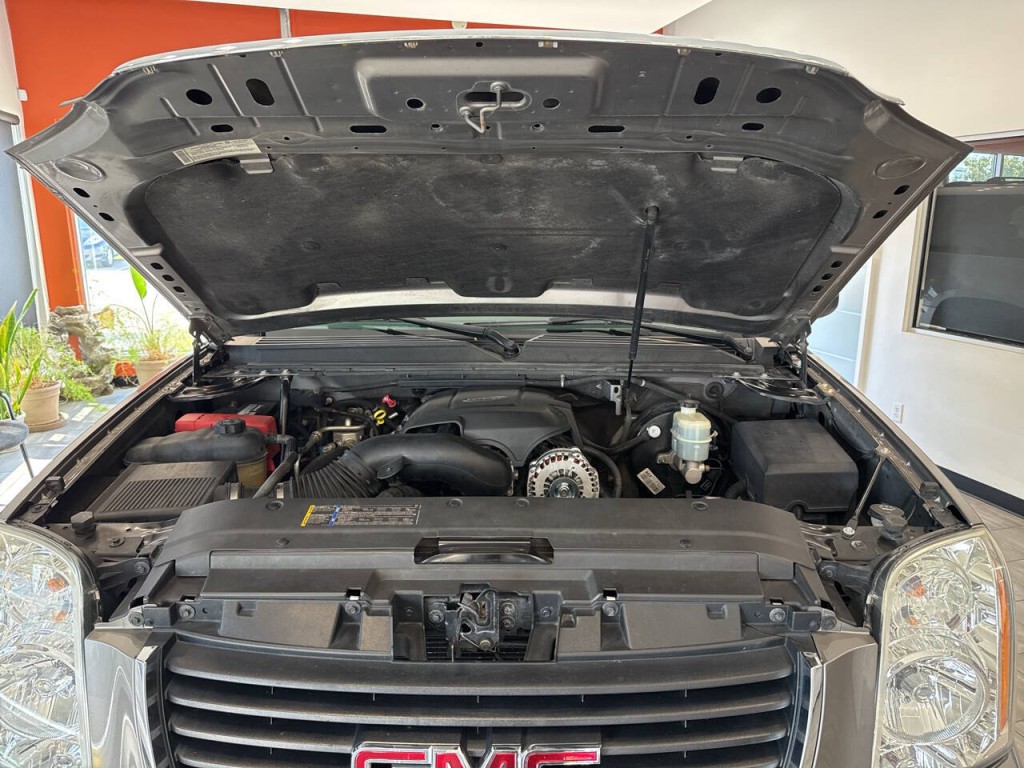 2007 GMC Yukon Image 50