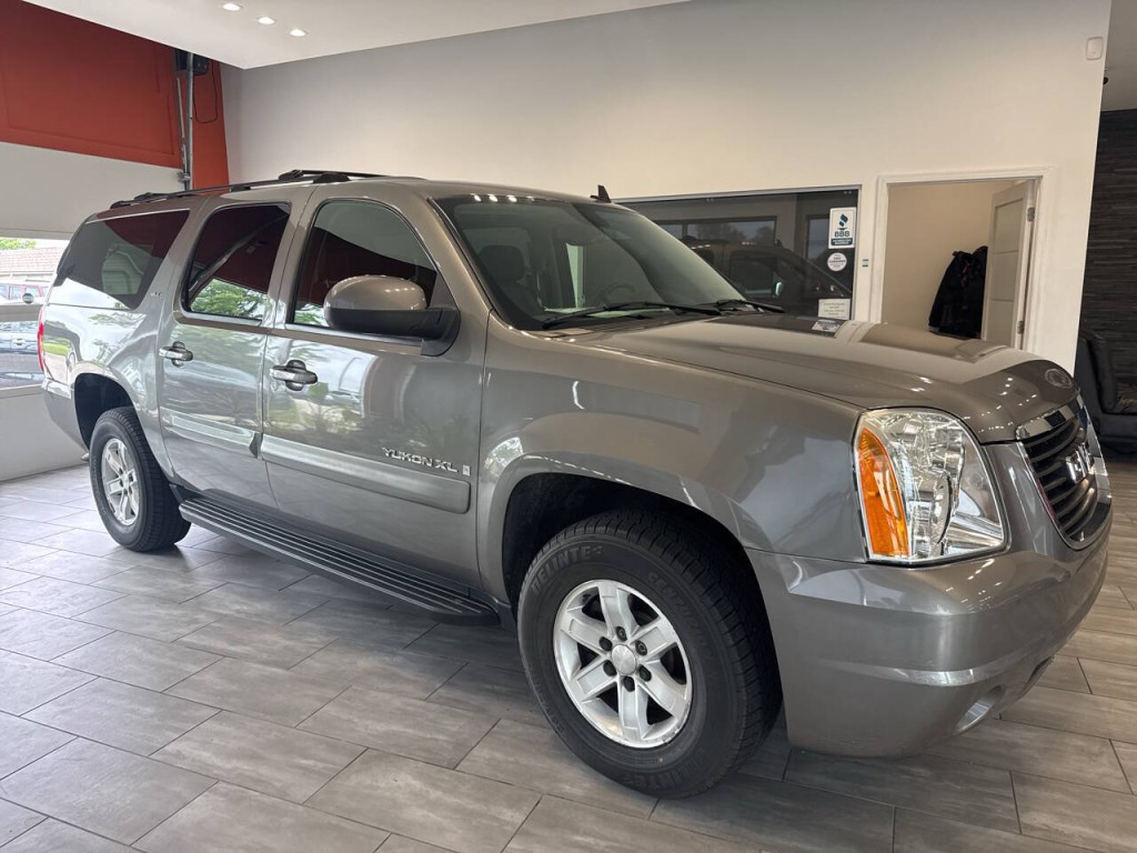 2007 GMC Yukon Image 56