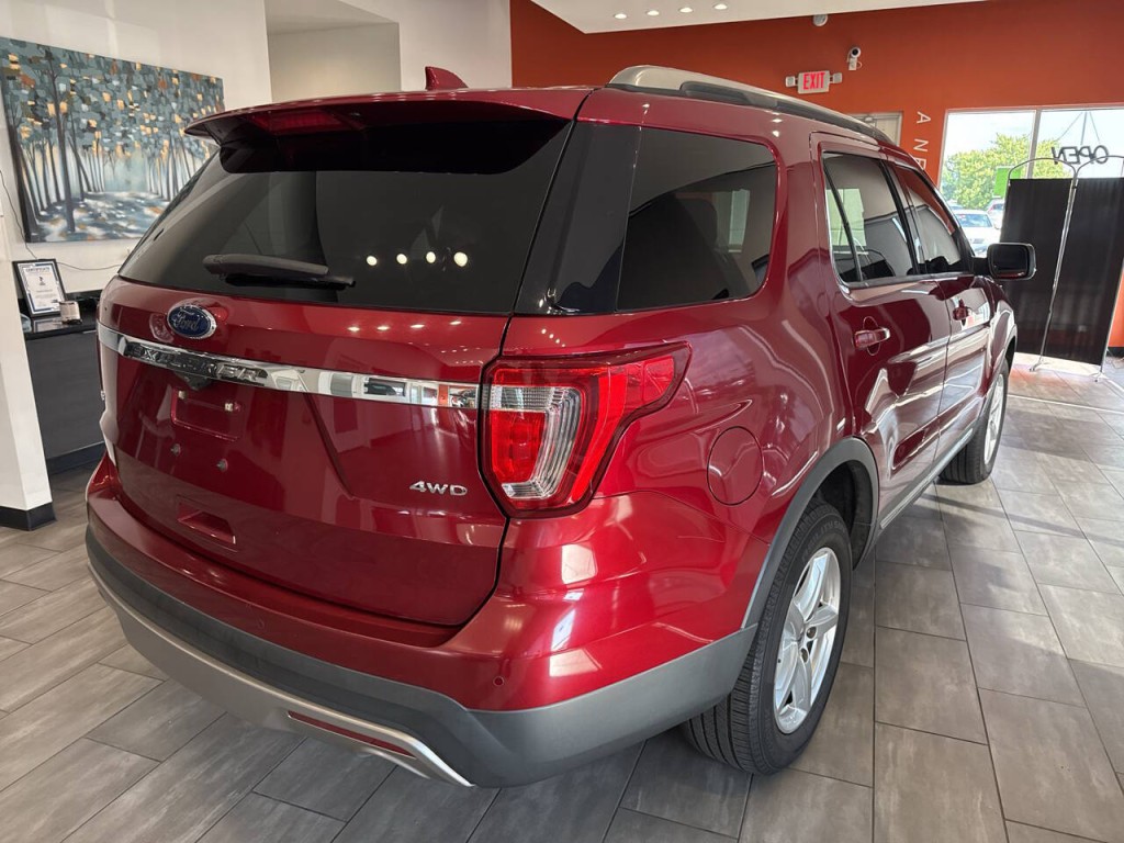 2017 Ford Explorer Image 7
