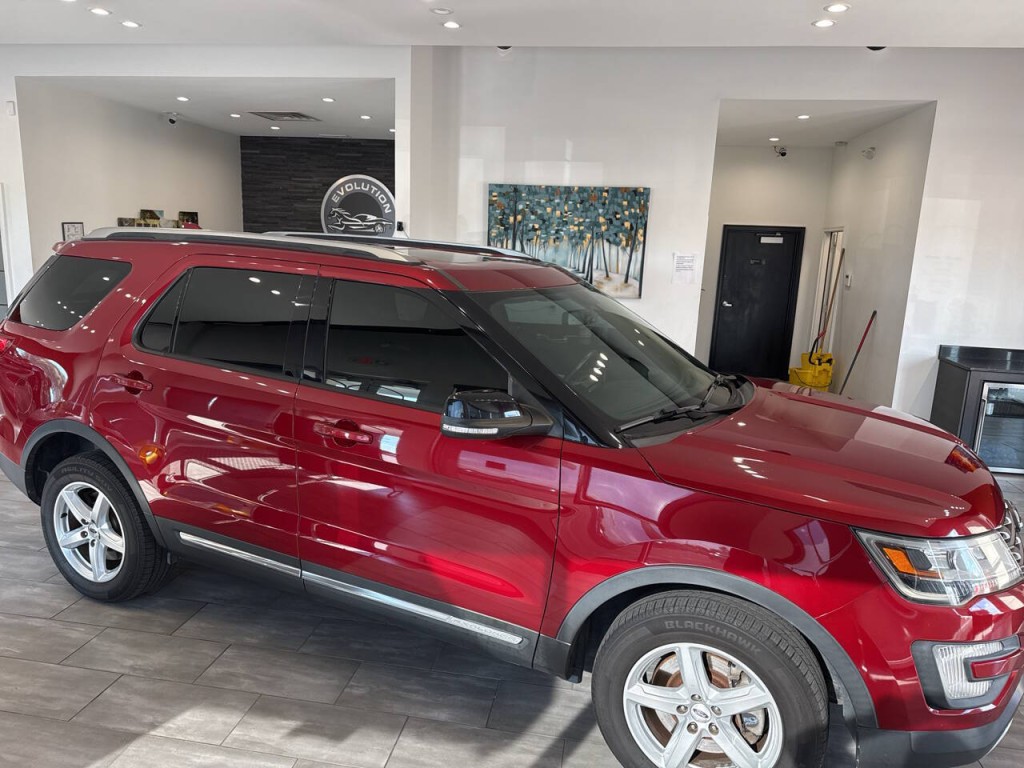 2017 Ford Explorer Image 9
