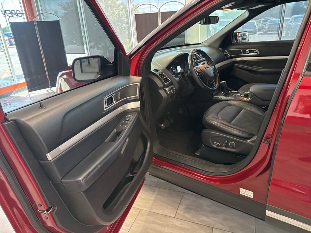 2017 Ford Explorer Image 20