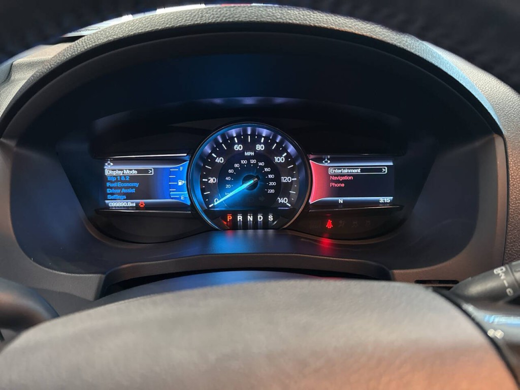 2017 Ford Explorer Image 25