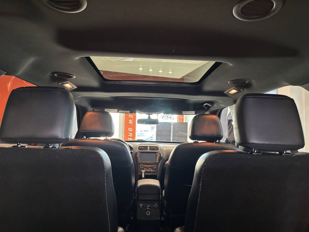 2017 Ford Explorer Image 42