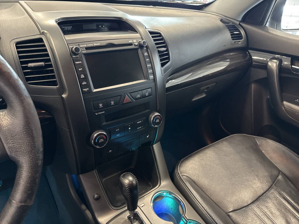 2013 Kia Sorento Image 16