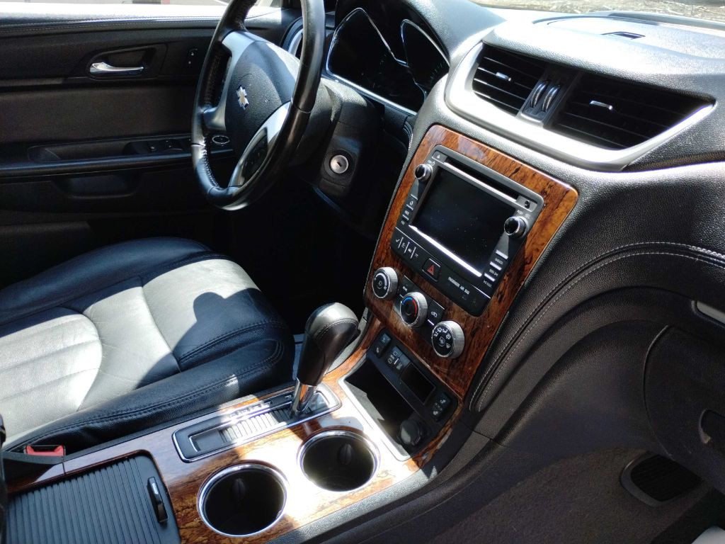 2014 Chevrolet Traverse Image 16