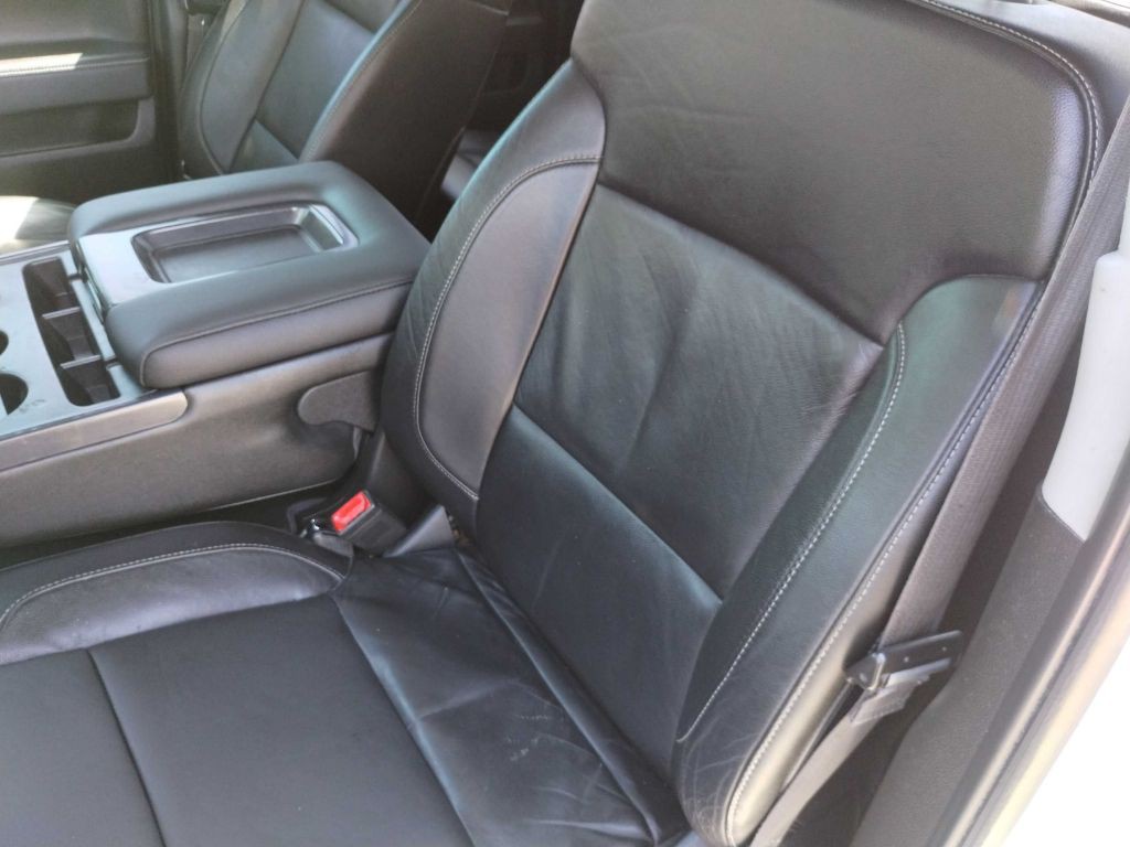 2014 Chevrolet Silverado 1500 Image 17