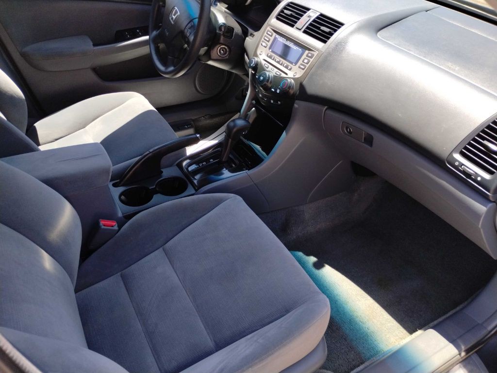 2006 Honda Accord Image 10