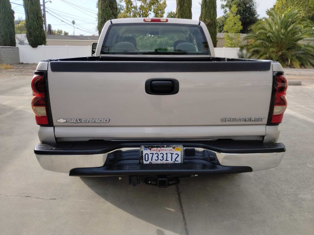 2004 Chevrolet Silverado 1500 Image 6