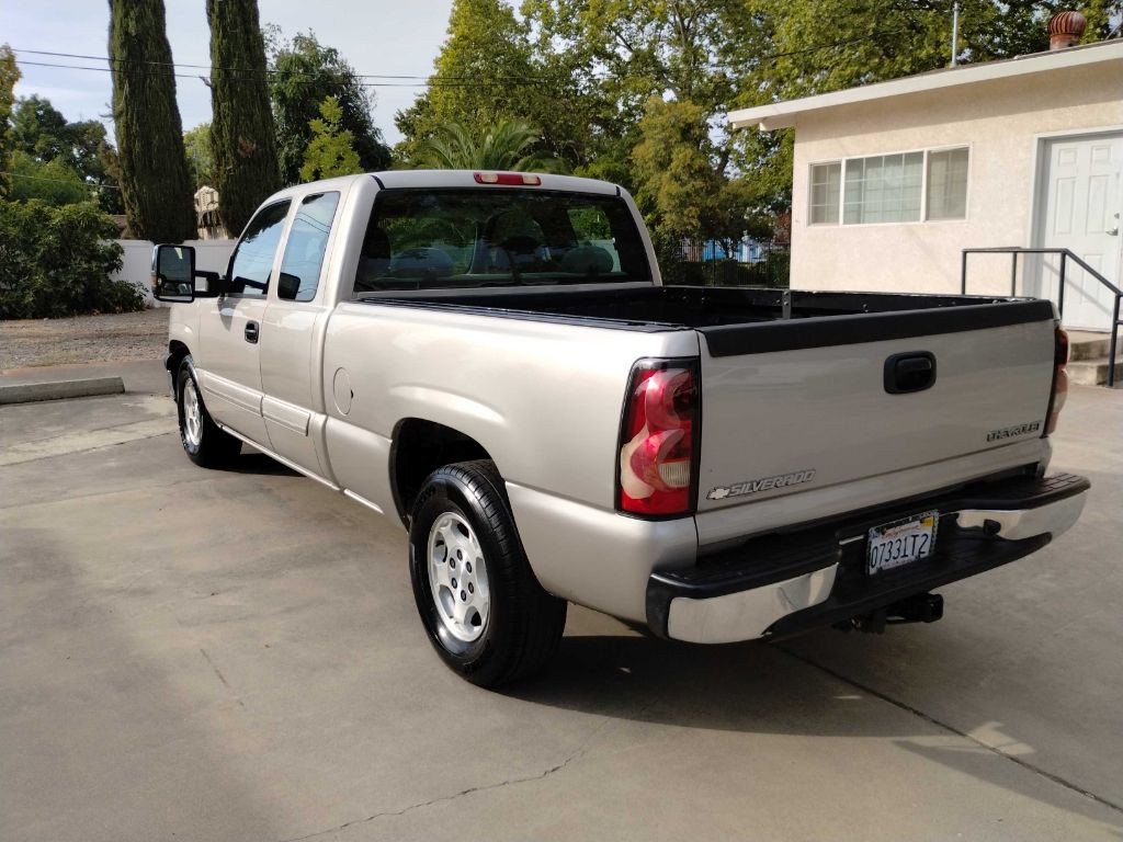 2004 Chevrolet Silverado 1500 Image 7