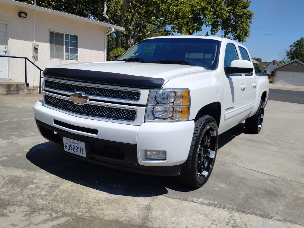 2013 Chevrolet Silverado 1500 Image 2