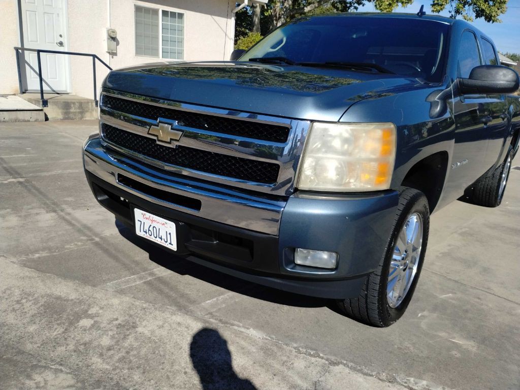2011 Chevrolet Silverado 1500 Image 4