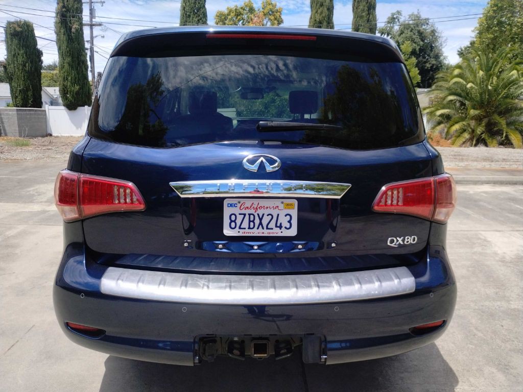 2015 INFINITI QX80 Image 7