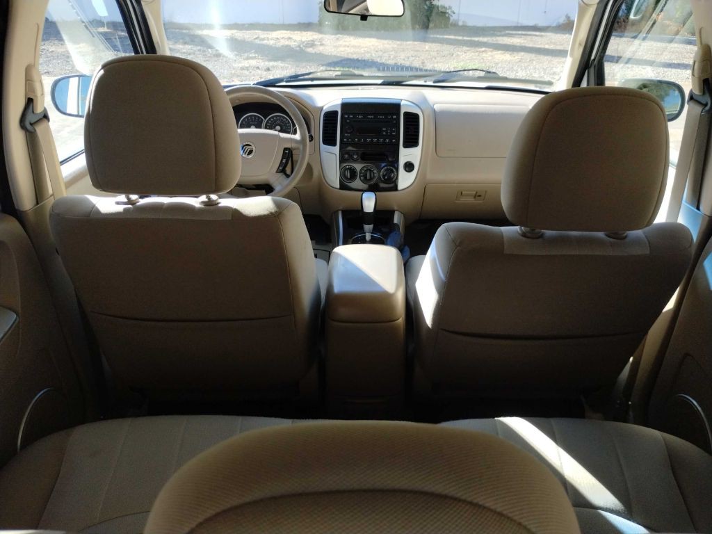 2007 Mercury Mariner Image 10