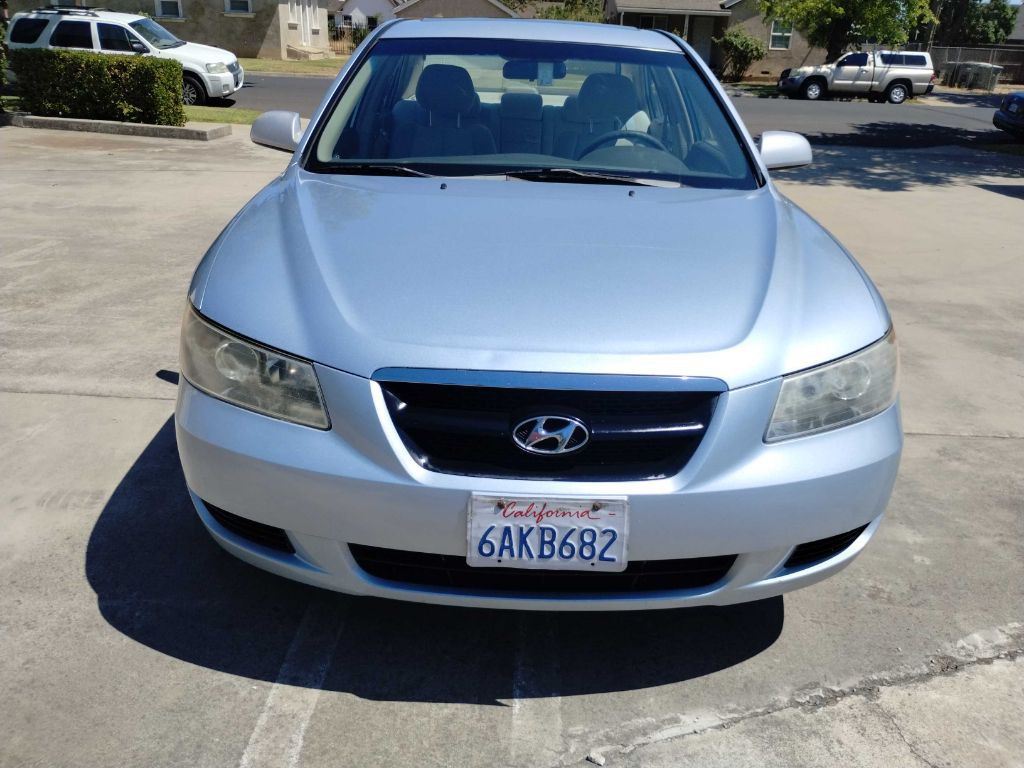 2008 Hyundai Sonata Image 2