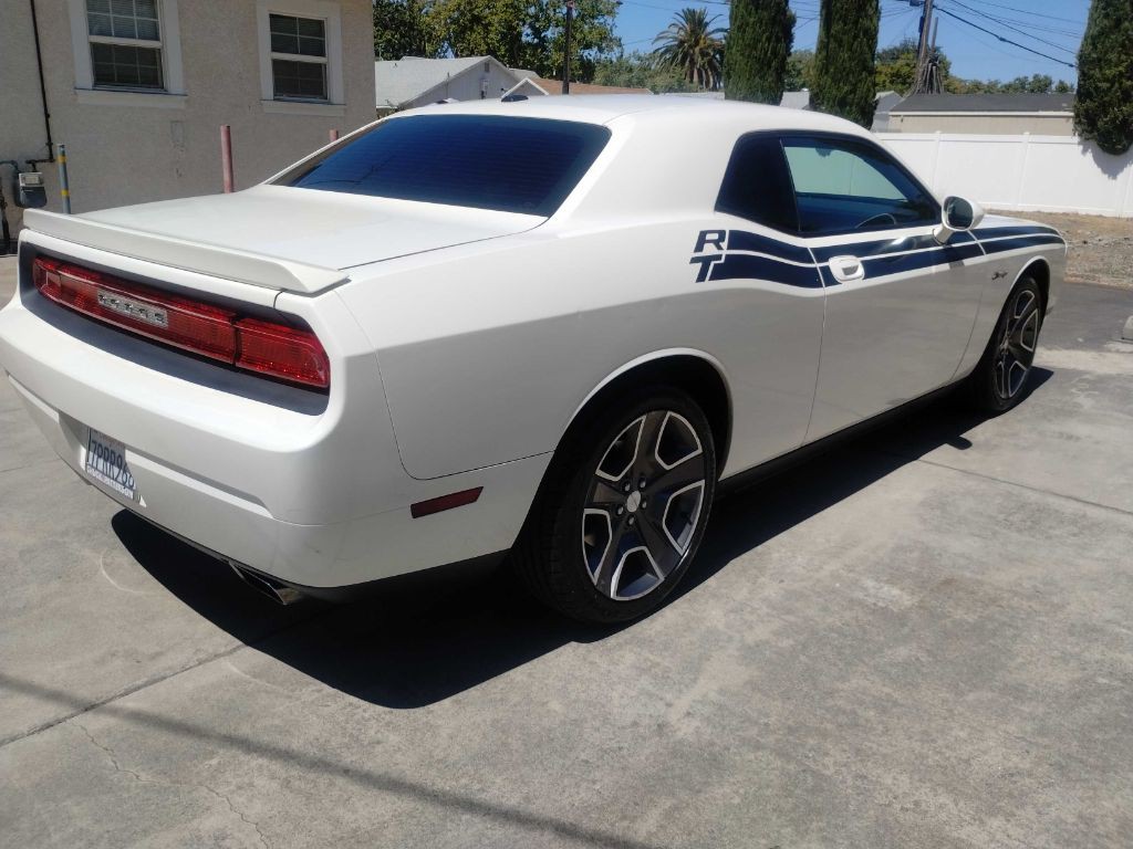 2010 Dodge Challenger Image 7