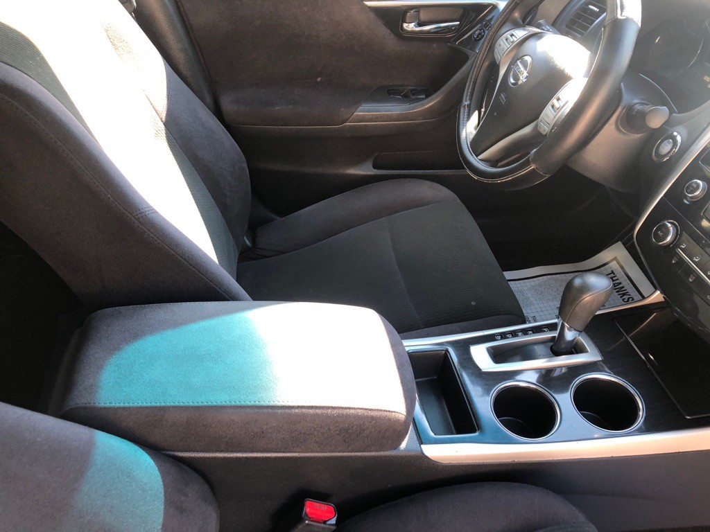2013 Nissan Altima Image 9