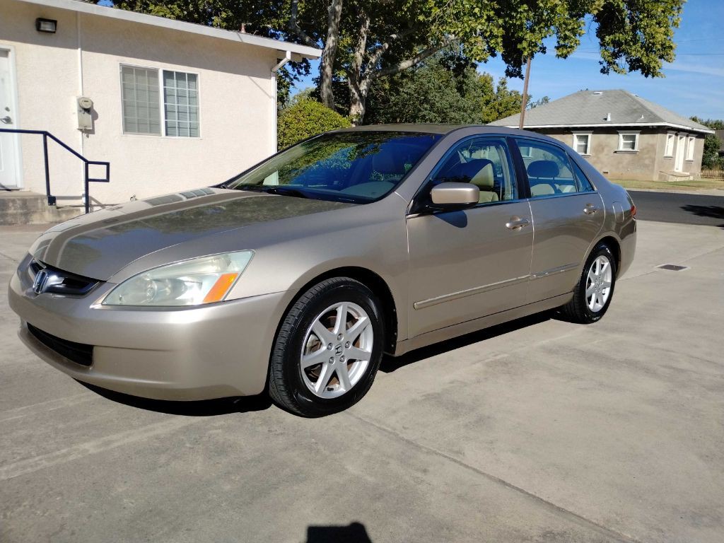 2004 Honda Accord Image 3