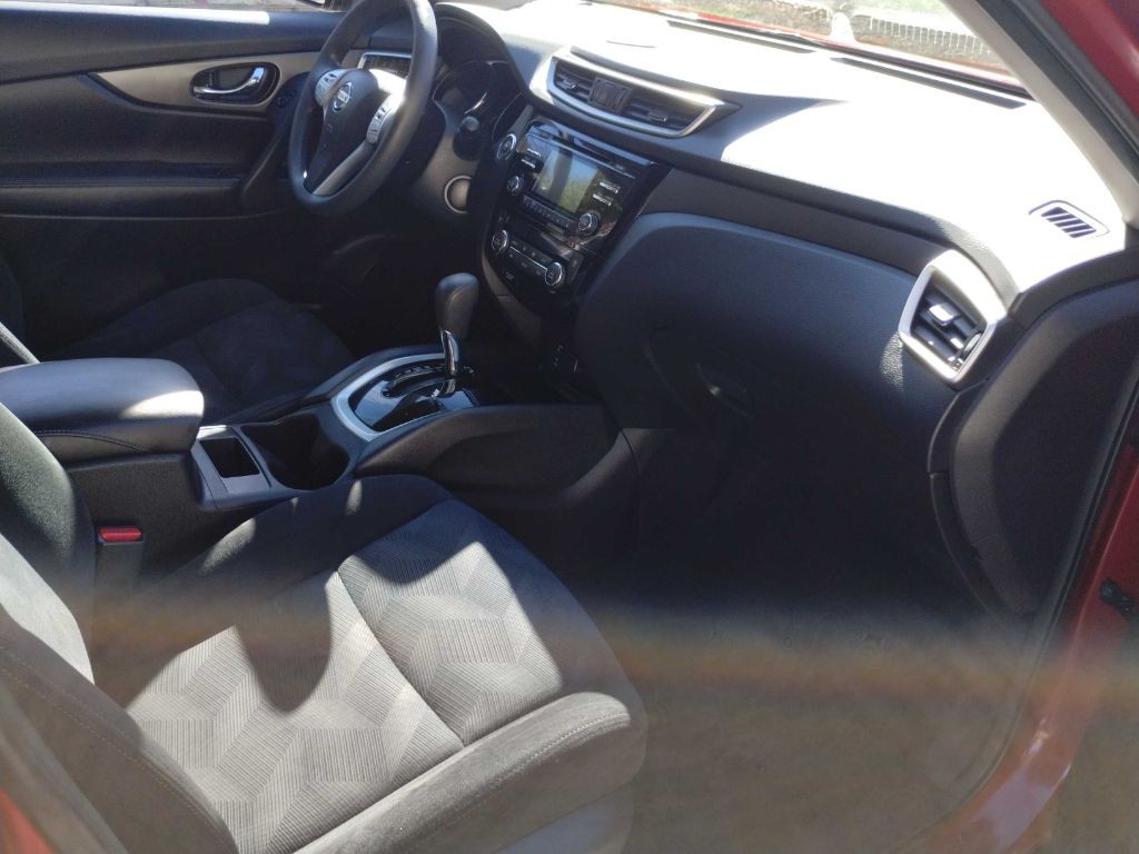2015 Nissan Rogue Image 12