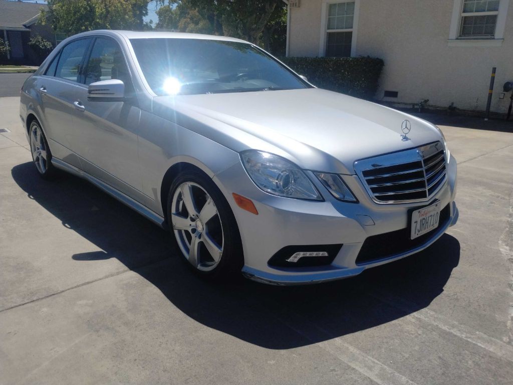 2011 Mercedes-Benz E-Class Image 4