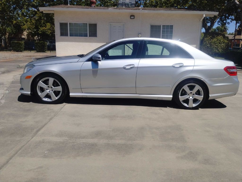 2011 Mercedes-Benz E-Class Image 8