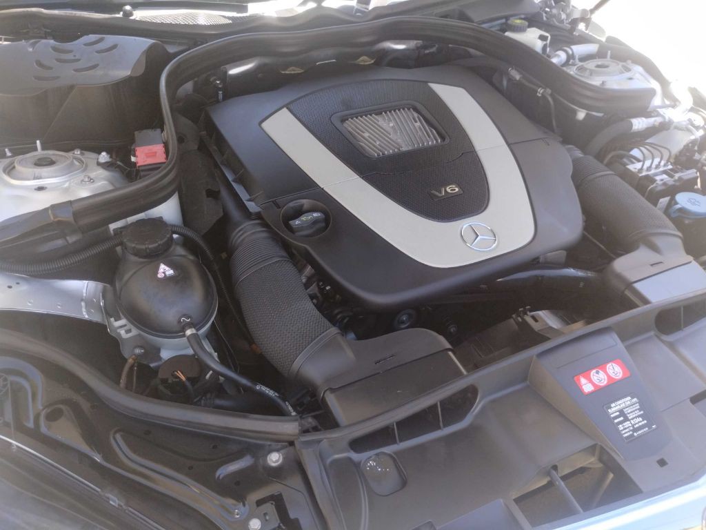 2011 Mercedes-Benz E-Class Image 17