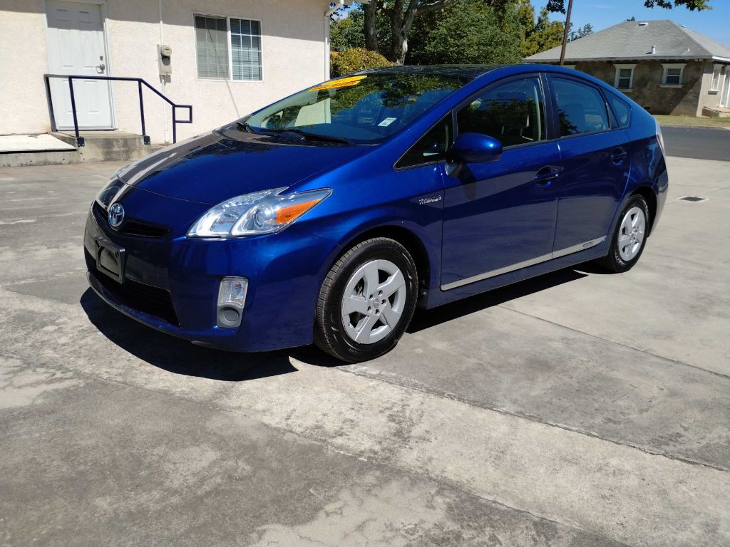 2011 Toyota Prius Image 2