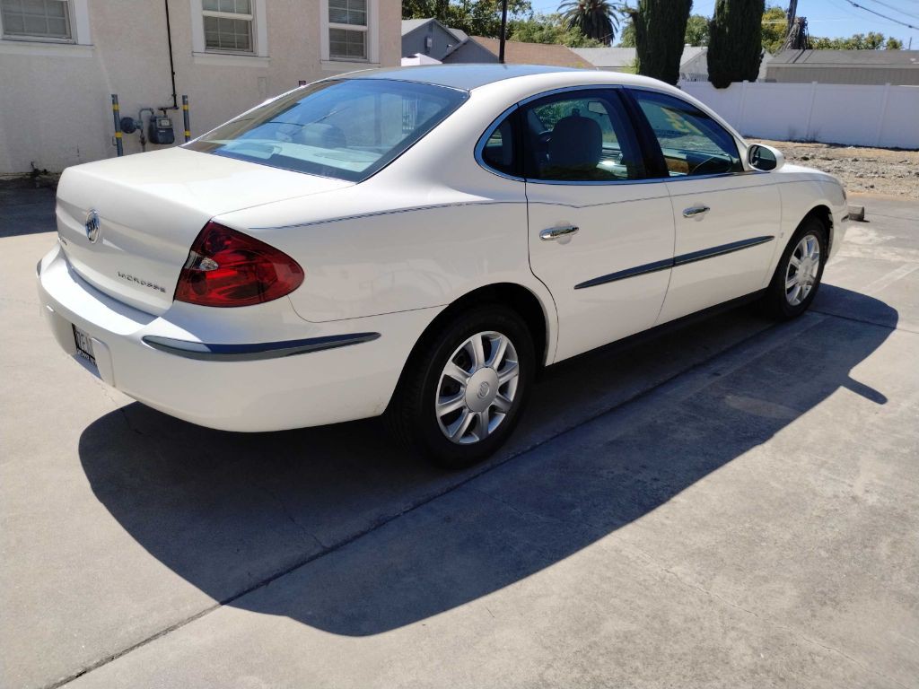 2006 Buick Lacrosse Image 2