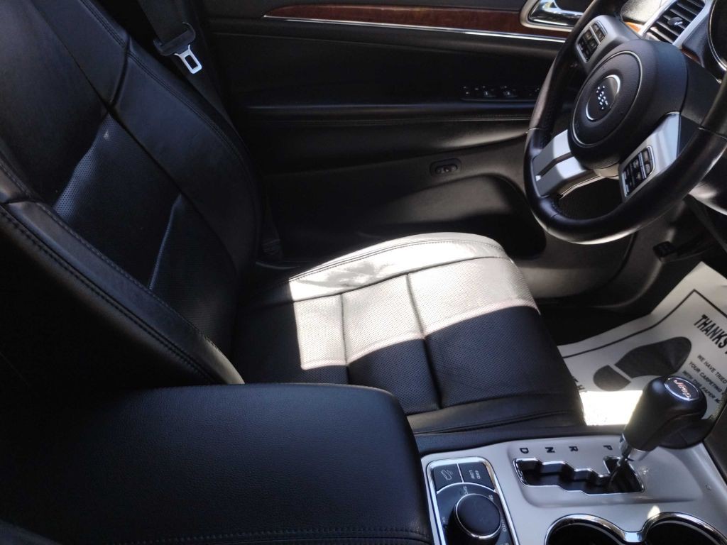 2012 Jeep Grand Cherokee Image 19