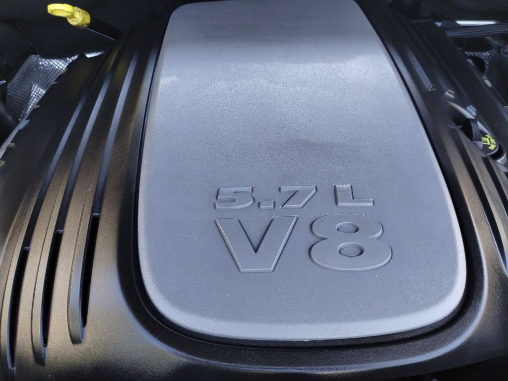 2012 Jeep Grand Cherokee Image 25